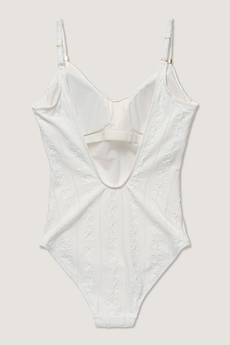 Daisy Milos swimsuit