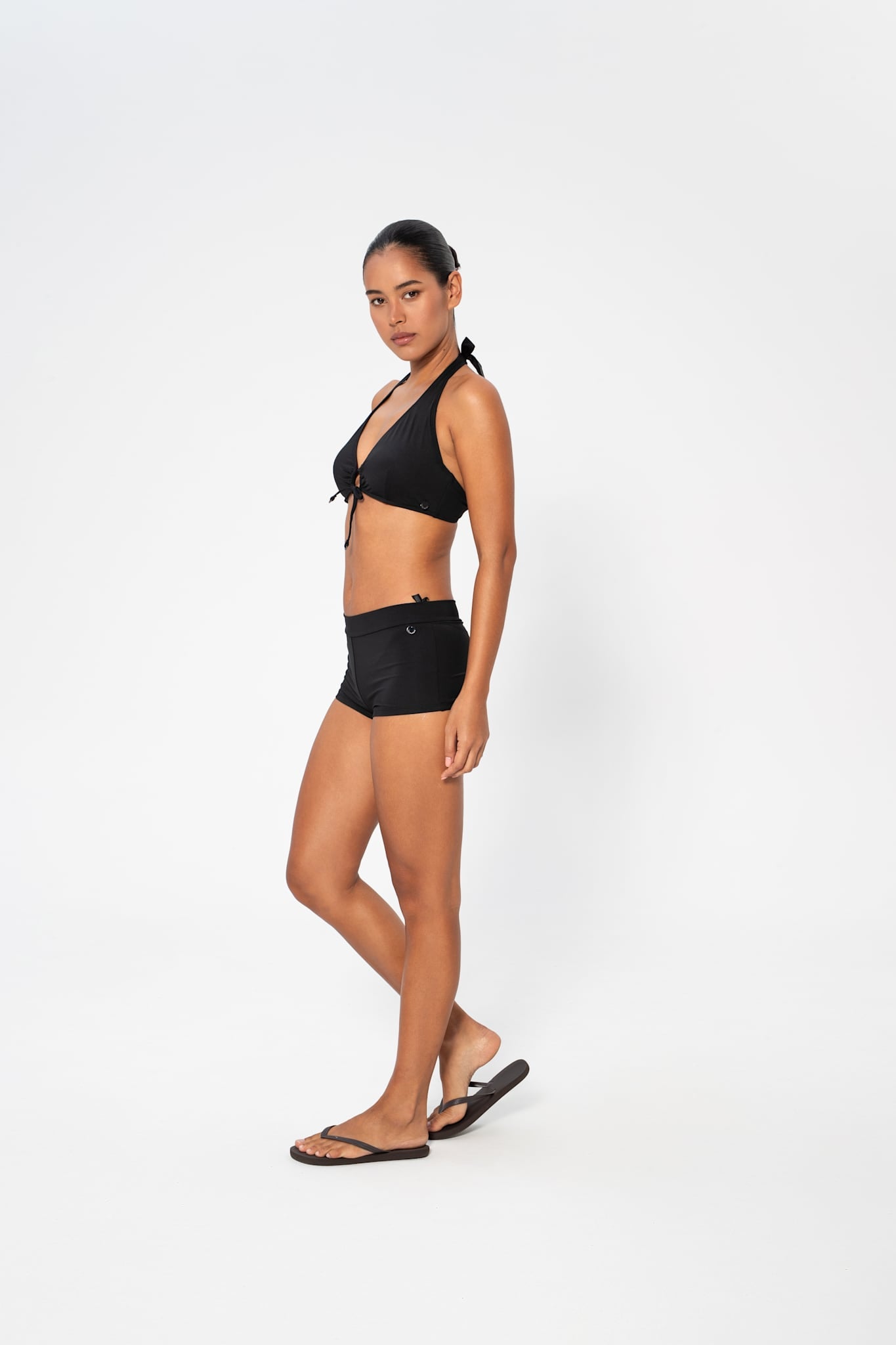 Agape Solid Bottom